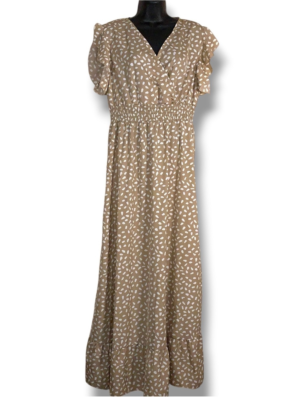 Size 12 US Beige White Dots Dalmatian Print Ruffle Maxi Dress Vneck Short Sleeve